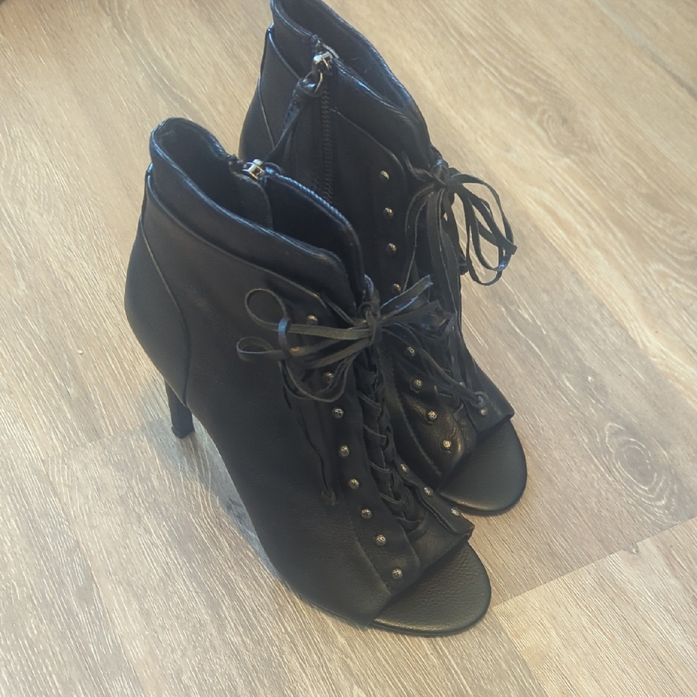 Dolce Vita leather Black Lace-Up peep toe Ankle Boots